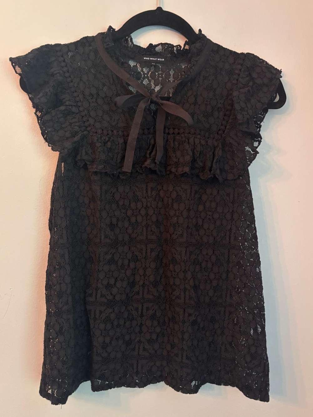 “Who What Wear” black lace top